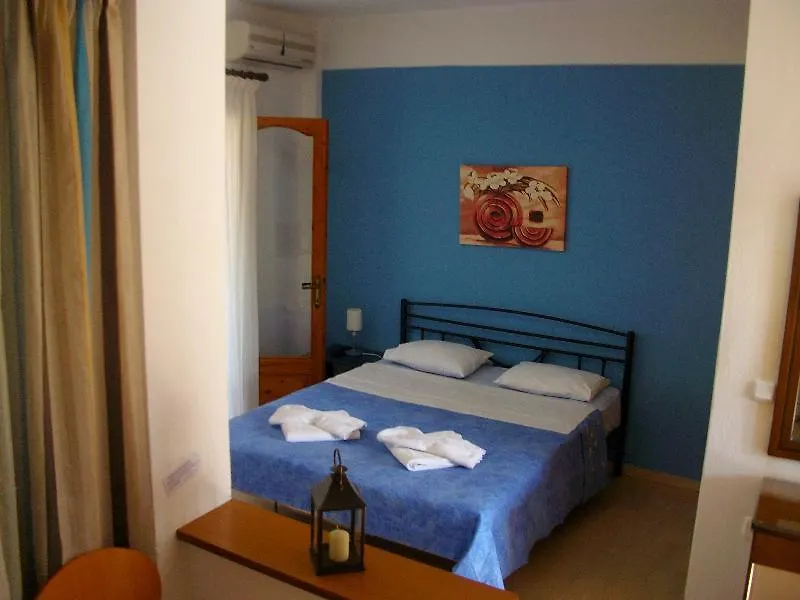 Pella House Studios & Apartments Pefkochori Greece